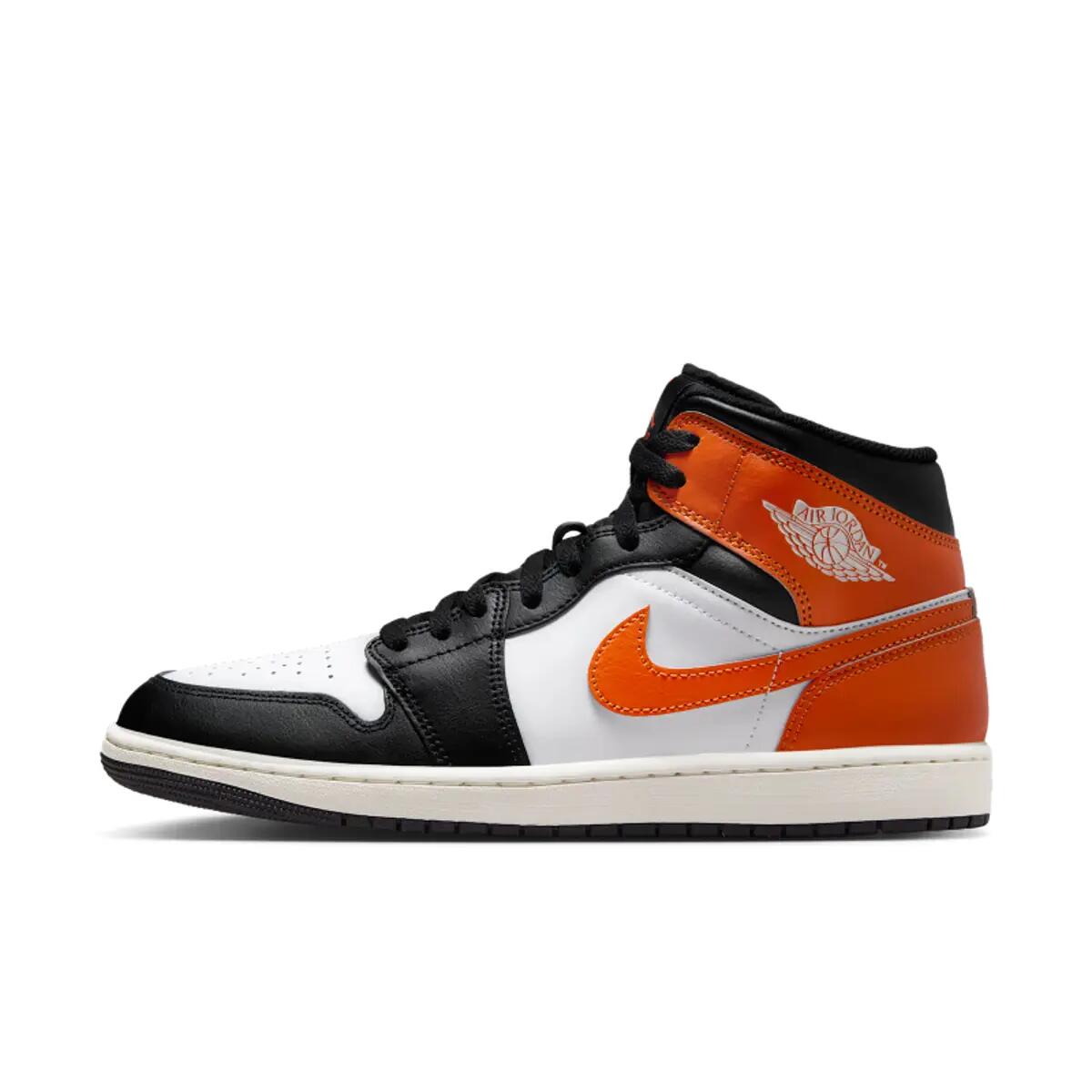 Air Jordan 1 Mid Black Toe Starfish 3/6