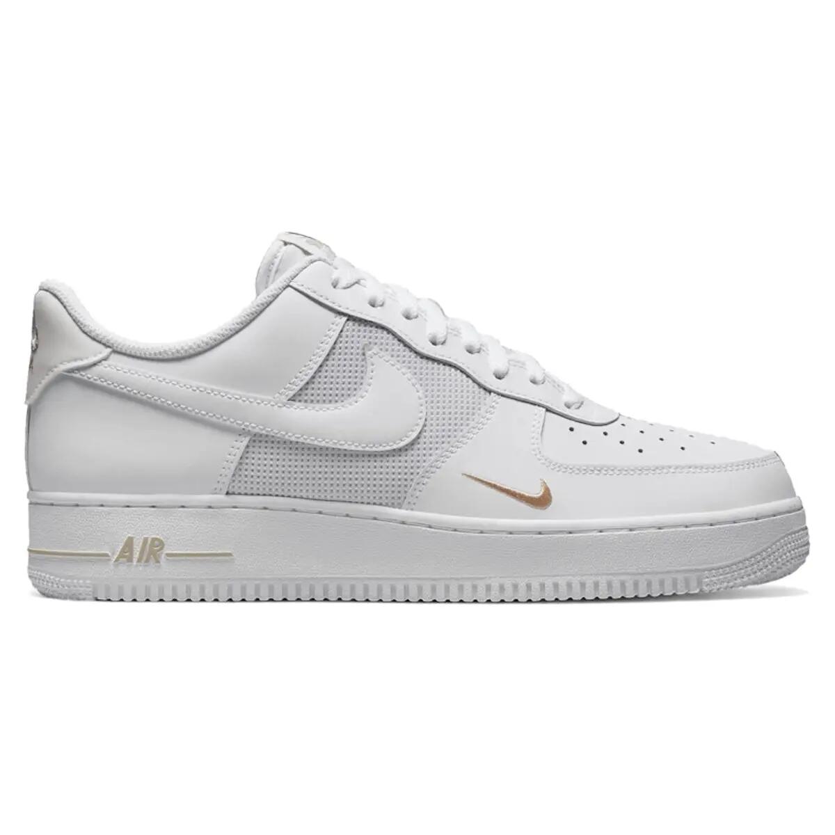 NIKE picture