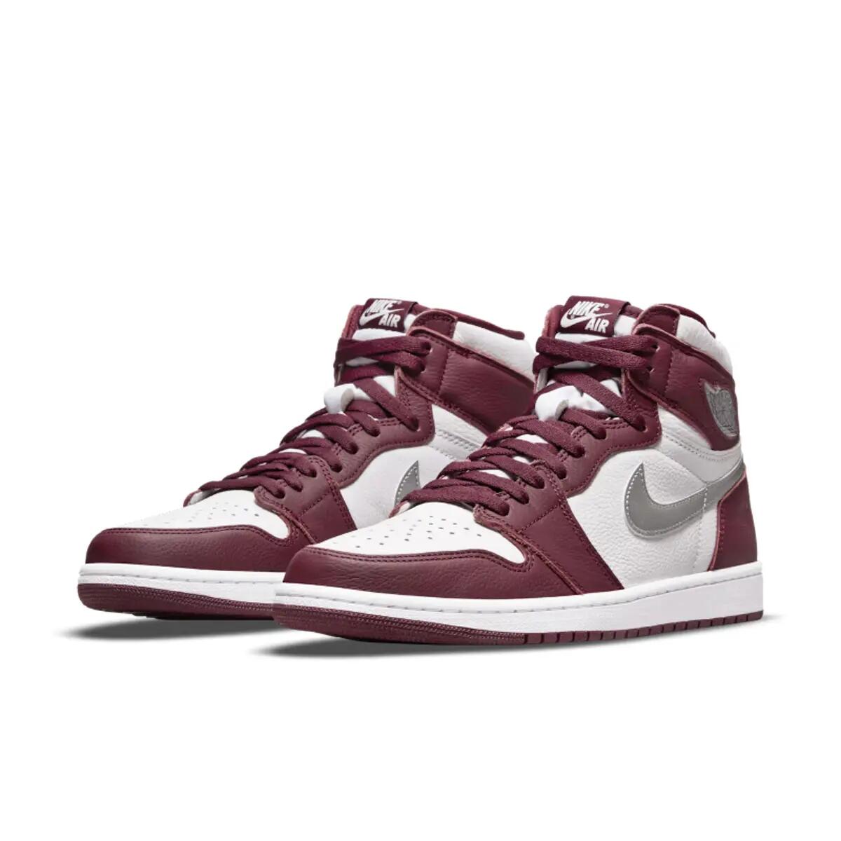 Air Jordan 1 Retro High Bordeaux 5/6
