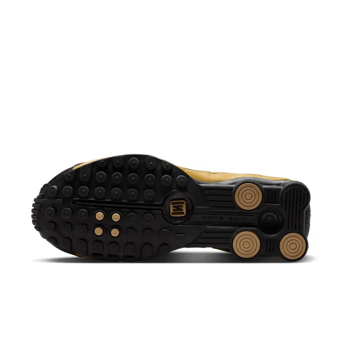Nike Shox R4 Black Metallic Gold (Women's) 2/6