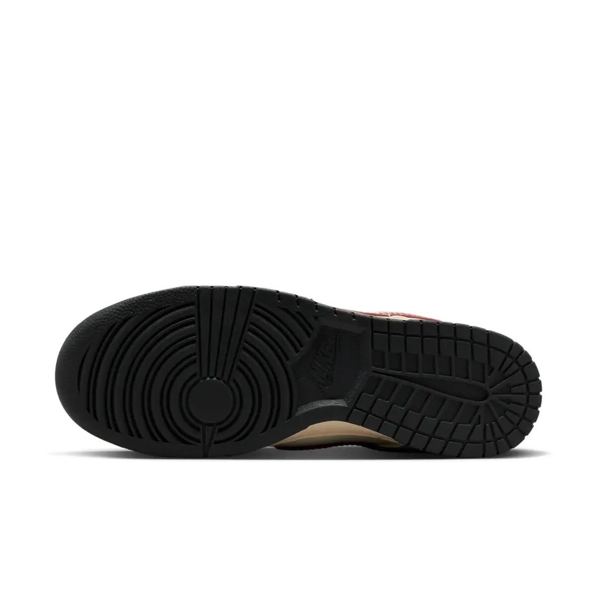 Nike Dunk Low Dark Pony Soft Pearl 4/6