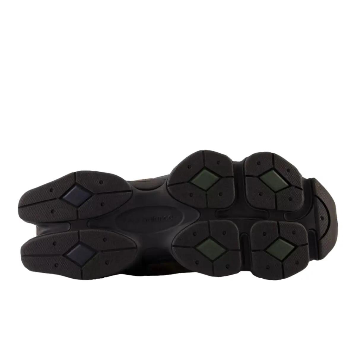 New Balance 9060 Beef and Broccoli 4/6