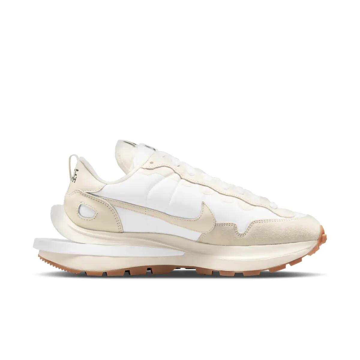 Nike Vaporwaffle sacai Sail Gum 2/6