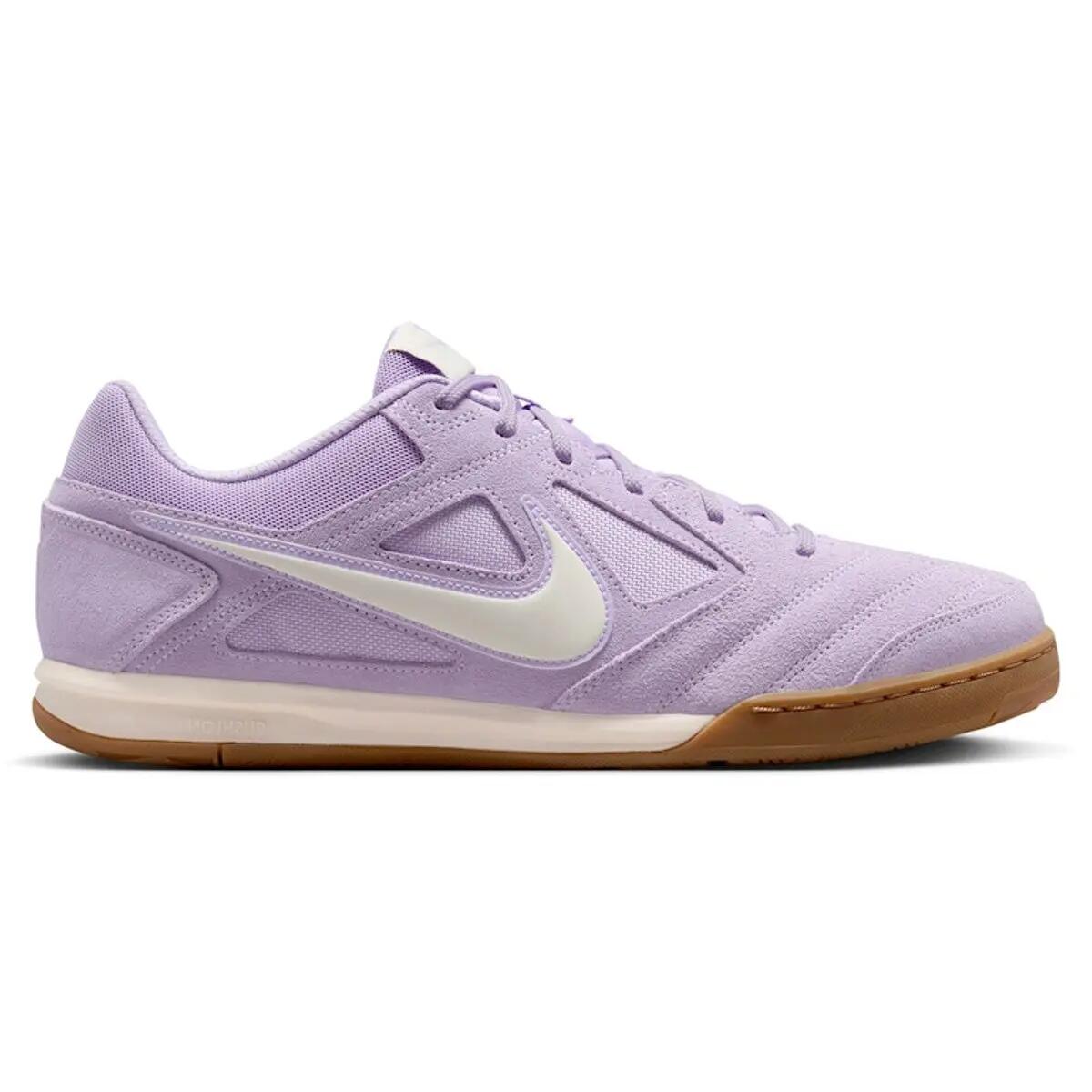 NIKE picture