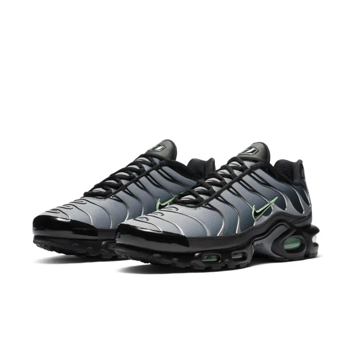Nike Air Max Plus Black Particle Grey Vapour Green 4/8