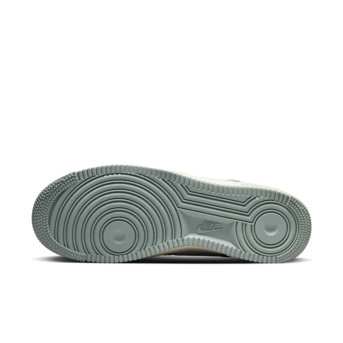 Nike Air Force 1 Low '07 LX Mica Green Coconut Milk 4/6
