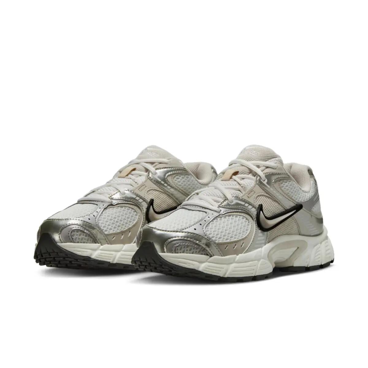 Nike V5 RNR Sail Light Orewood Brown (Women's) 4/6