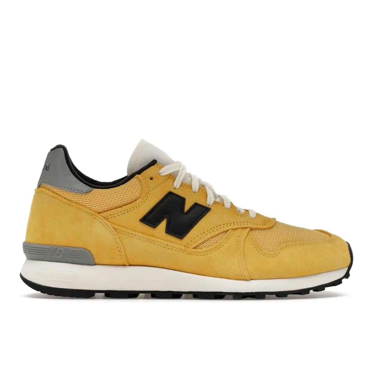 NEW BALANCE picture