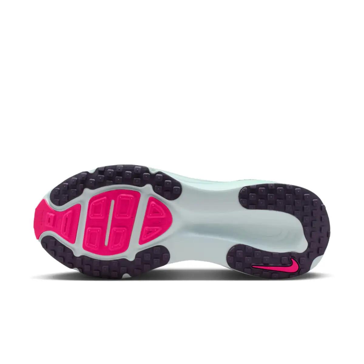 Nike Vomero 18 White Glacier Blue Hyper Pink 3/6