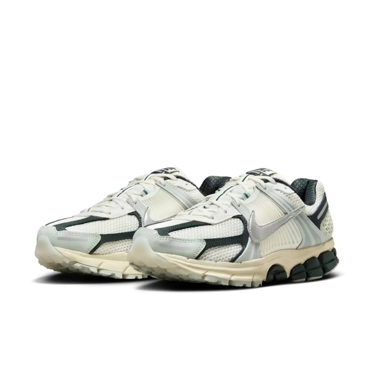 Nike Zoom Vomero 5 Light Silver Seaweed (Women's) 2/6