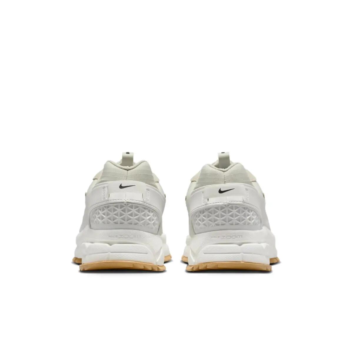 Nike Zoom Vomero 5 Roam Sail Light Stone Gum (Women's) 6/6