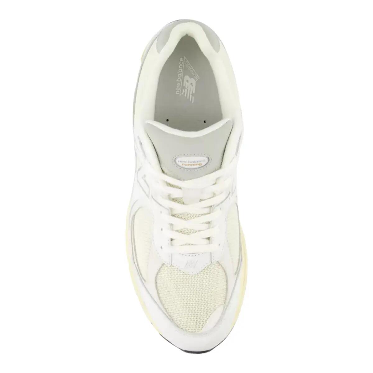 New Balance 2002R White Gold 3/5