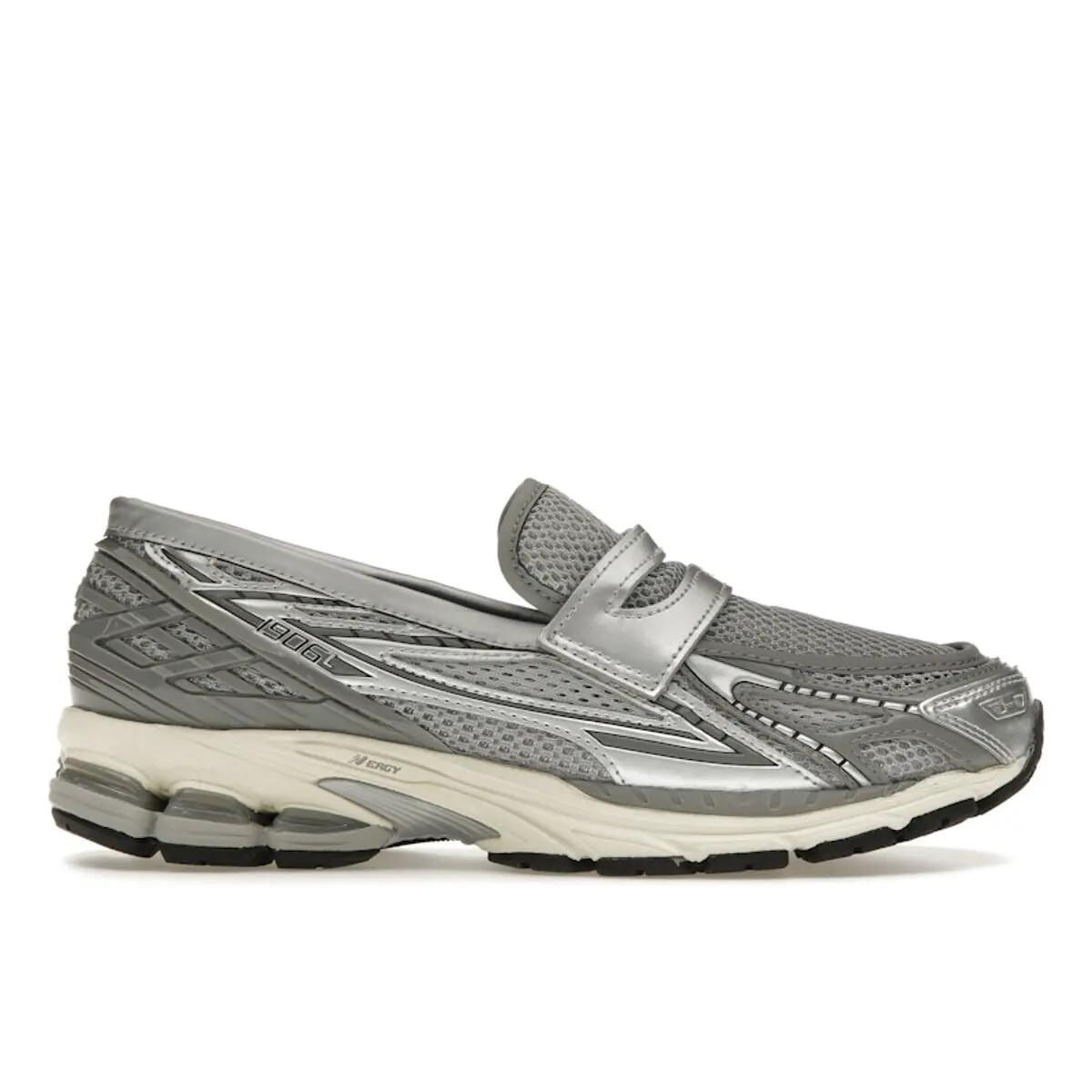 NEW BALANCE picture