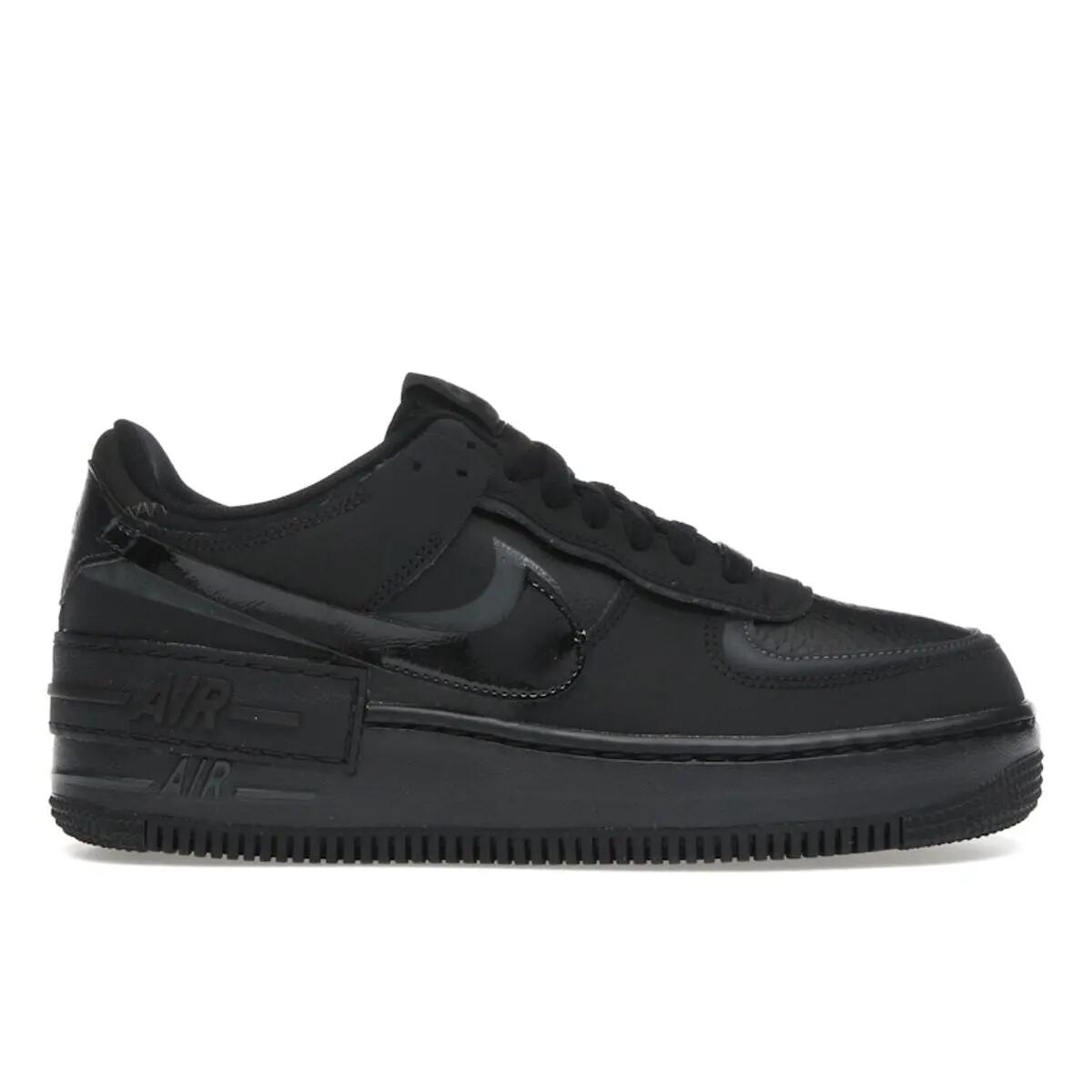 NIKE picture