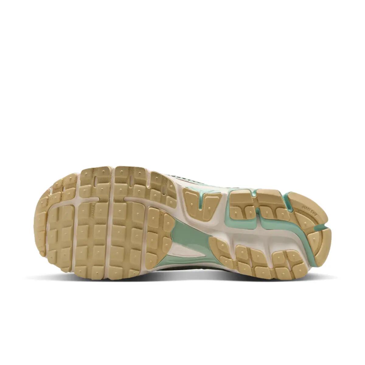 Nike Zoom Vomero 5 Team Gold Seafoam 2/6