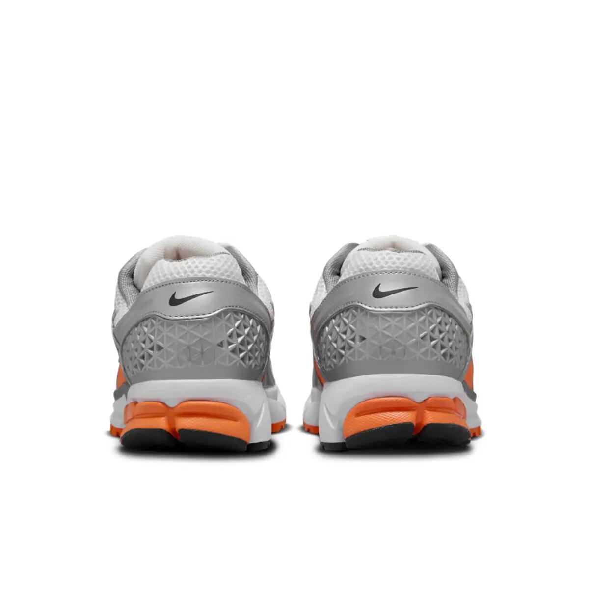 Nike Zoom Vomero 5 Platinum Tint Safety Orange 6/6
