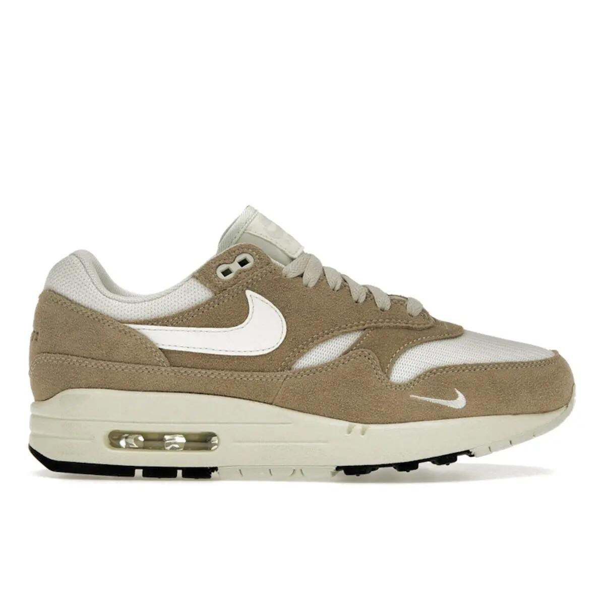 NIKE picture