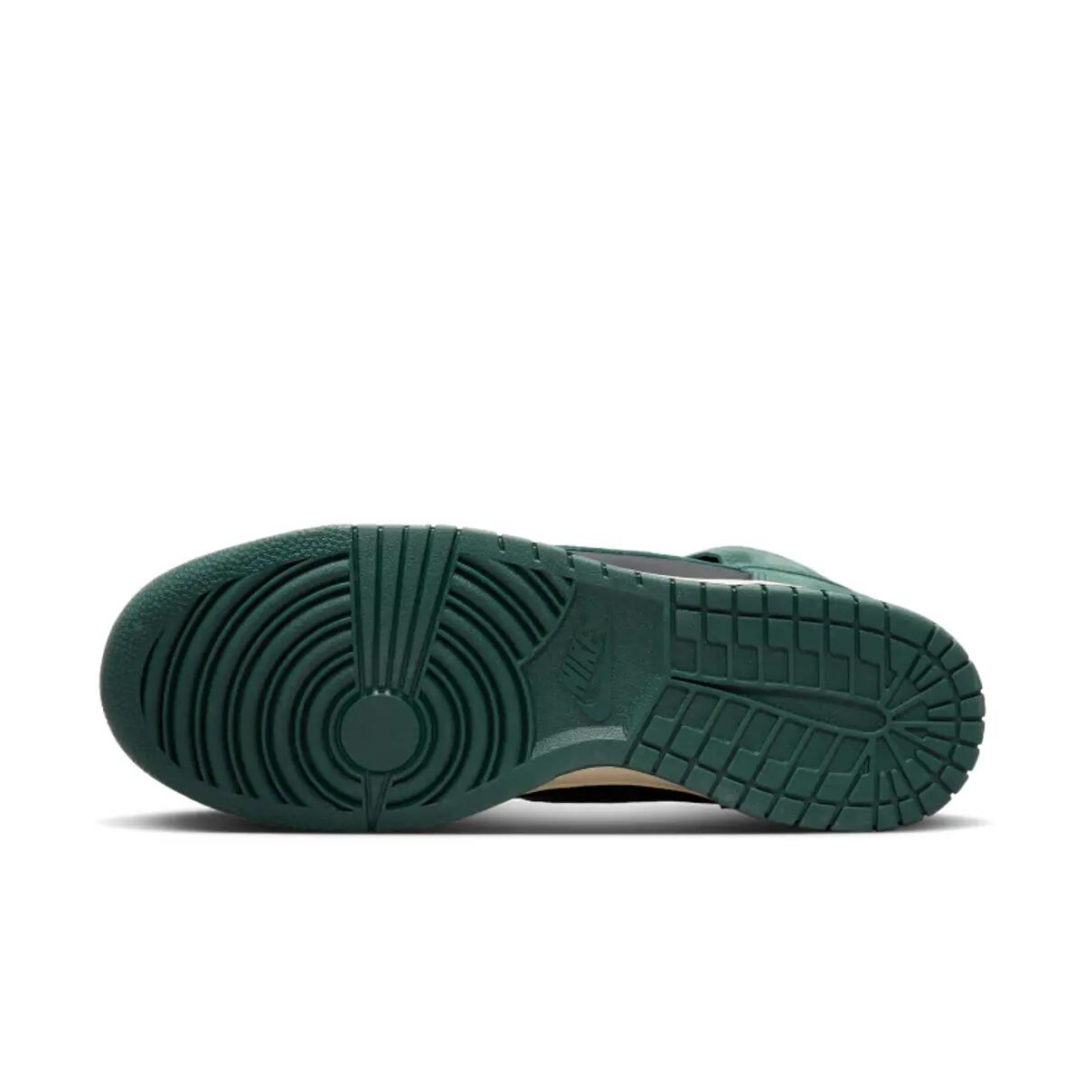 Nike Dunk High Retro Premium Faded Spruce 2/6