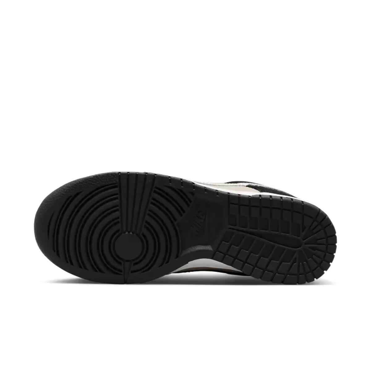 Nike Dunk Low Starry Laces (Women's) 3/6