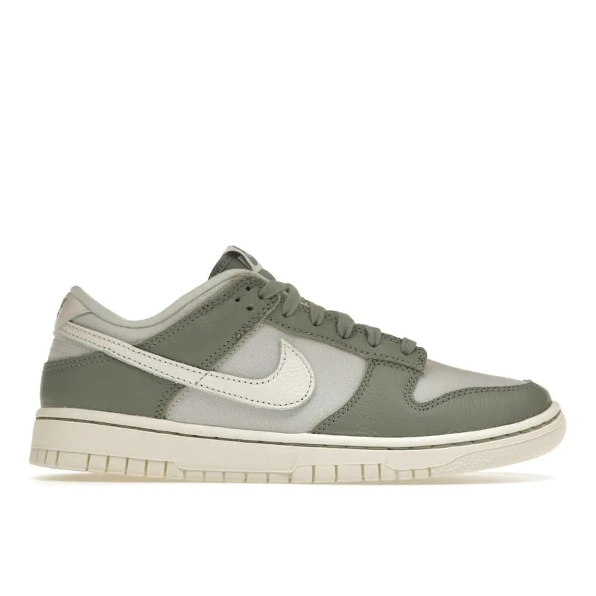 NIKE picture