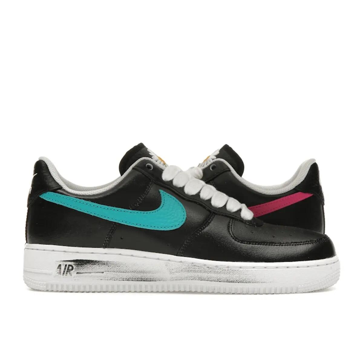 NIKE picture