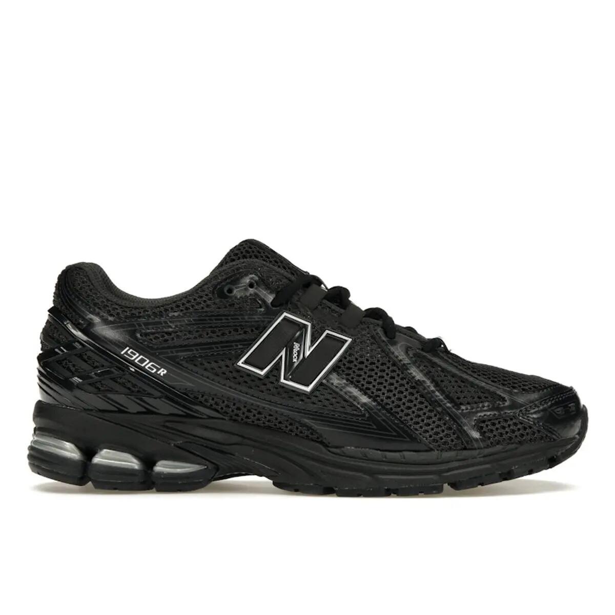 NEW BALANCE picture