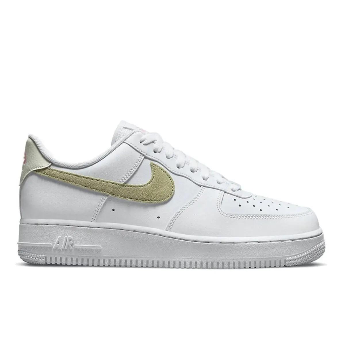 NIKE picture