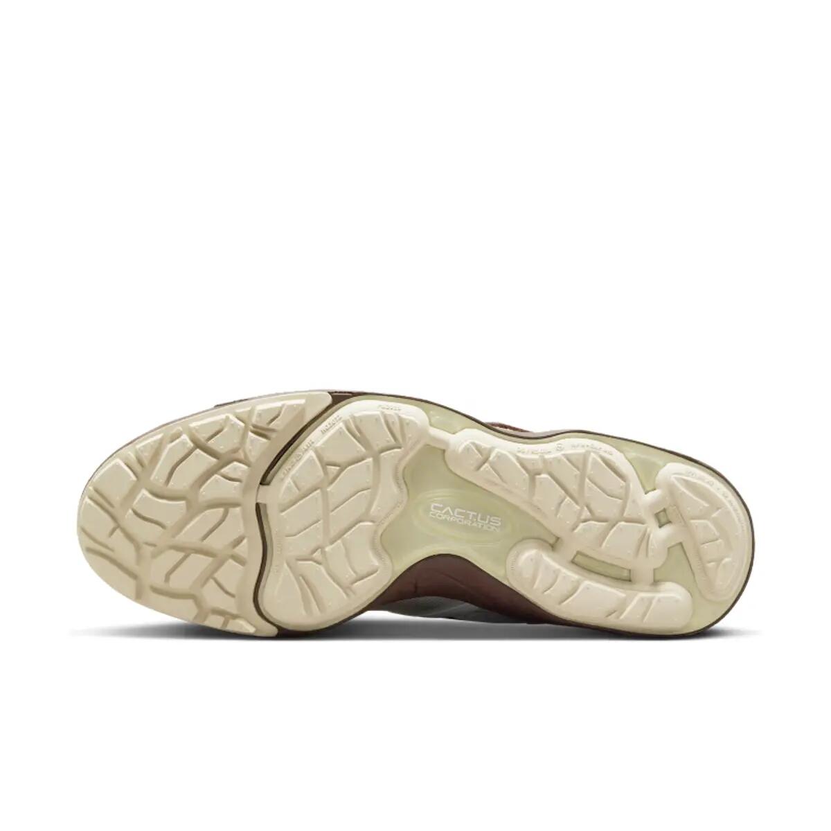 Nike Zoom Field Jaxx Travis Scott Light Chocolate 2/6