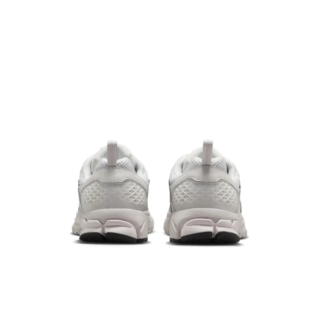 Nike Zoom Vomero 5 White Vast Grey-Black-Sail (GS) 6/6