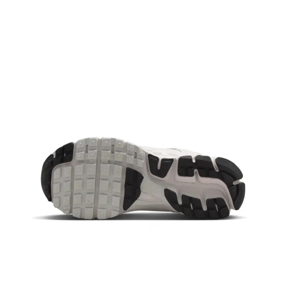 Nike Zoom Vomero 5 White Vast Grey-Black-Sail (GS) 3/6
