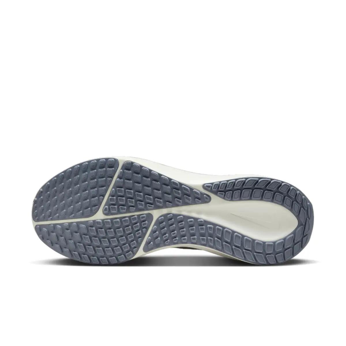 Nike Vomero 17 Ashen Slate Light Smoke Grey Photon Dust Metallic Silver 2/6