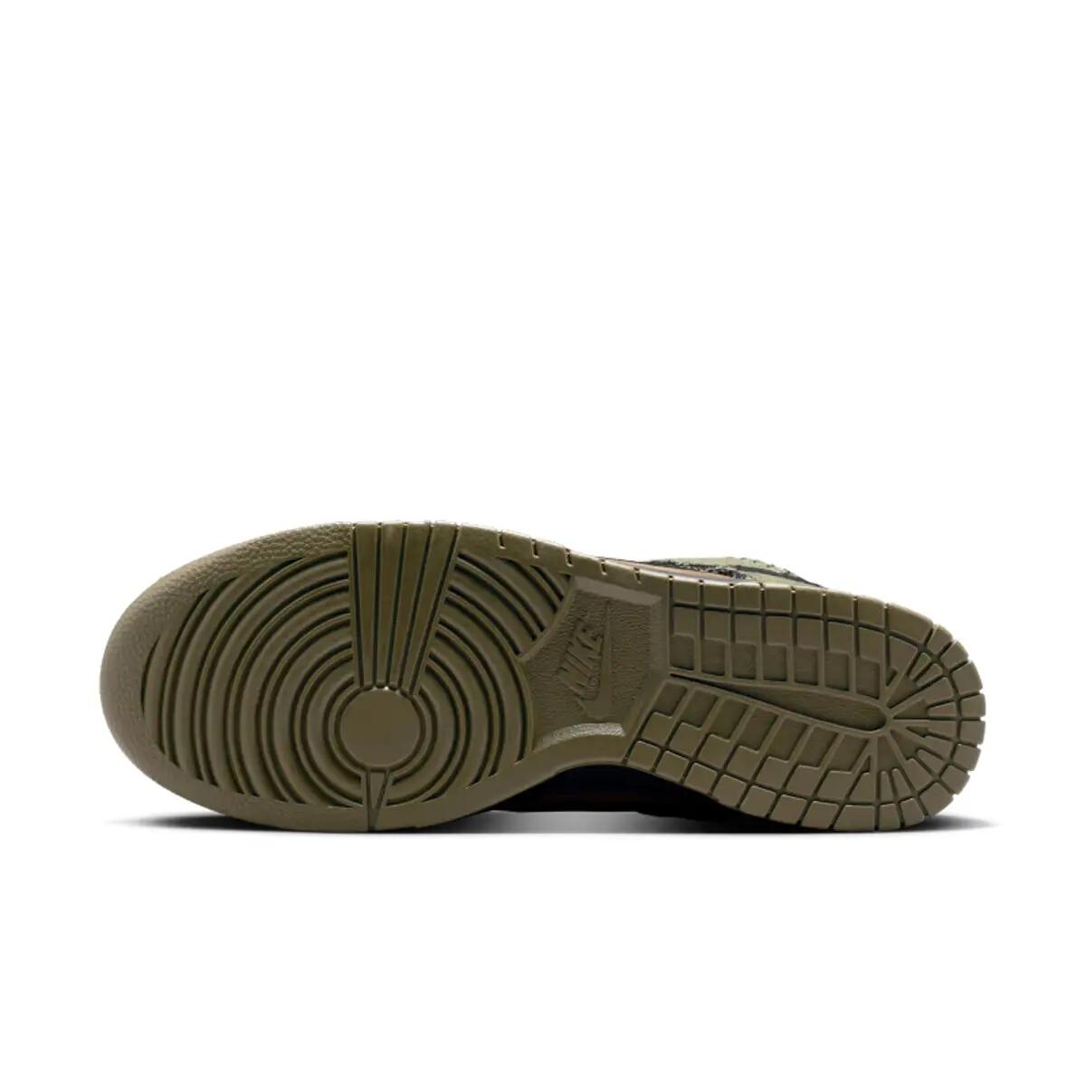 Nike Dunk Low Retro Camo Olive 2/6