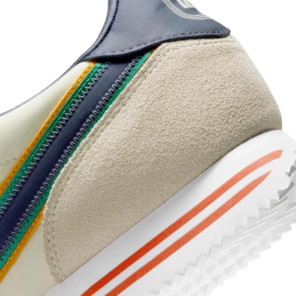 Nike Cortez Basic Premium 1972 5/6