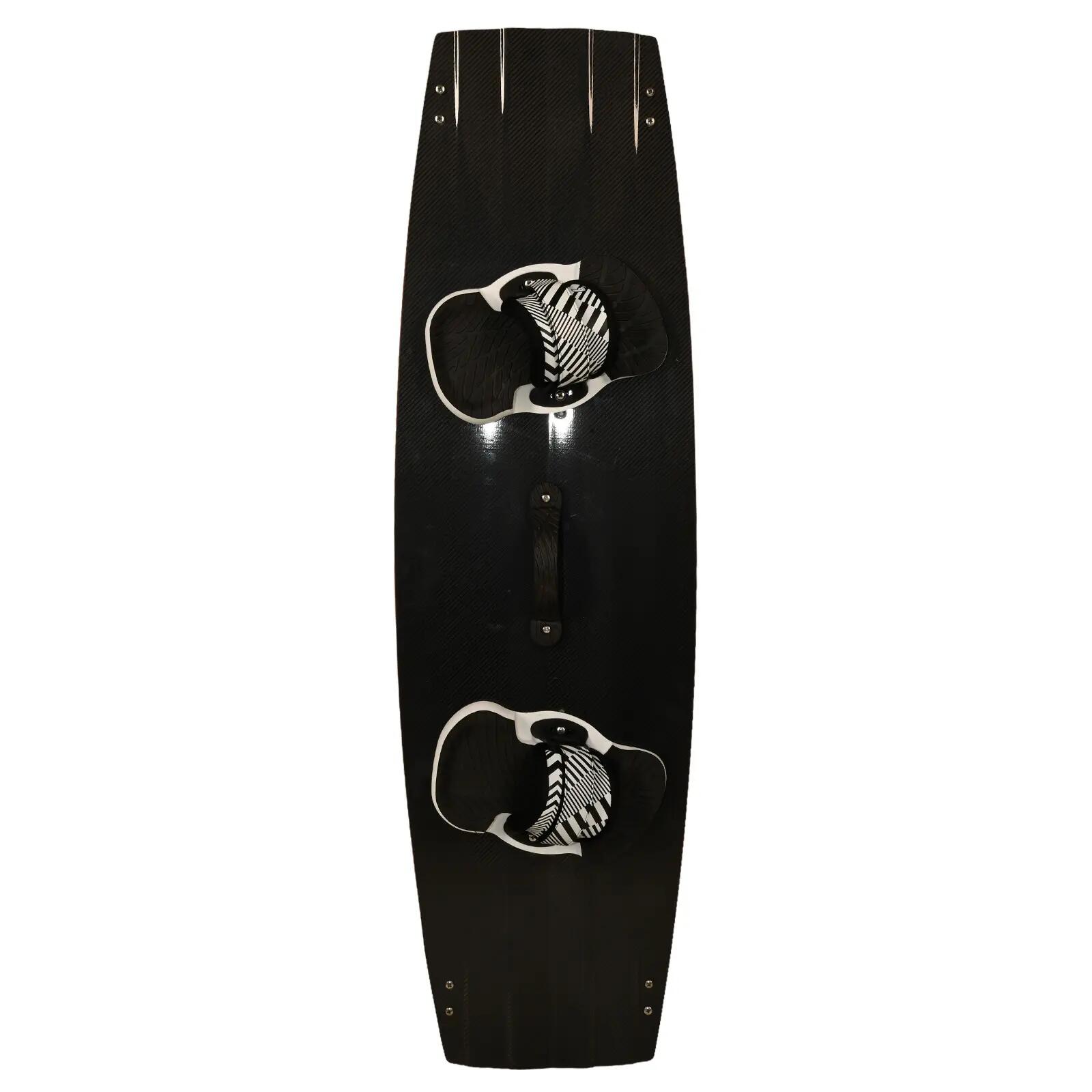 F2 Set Kiteboard Black Carbon 142cm + Bindung L/XL + GFK Finnen 2/3