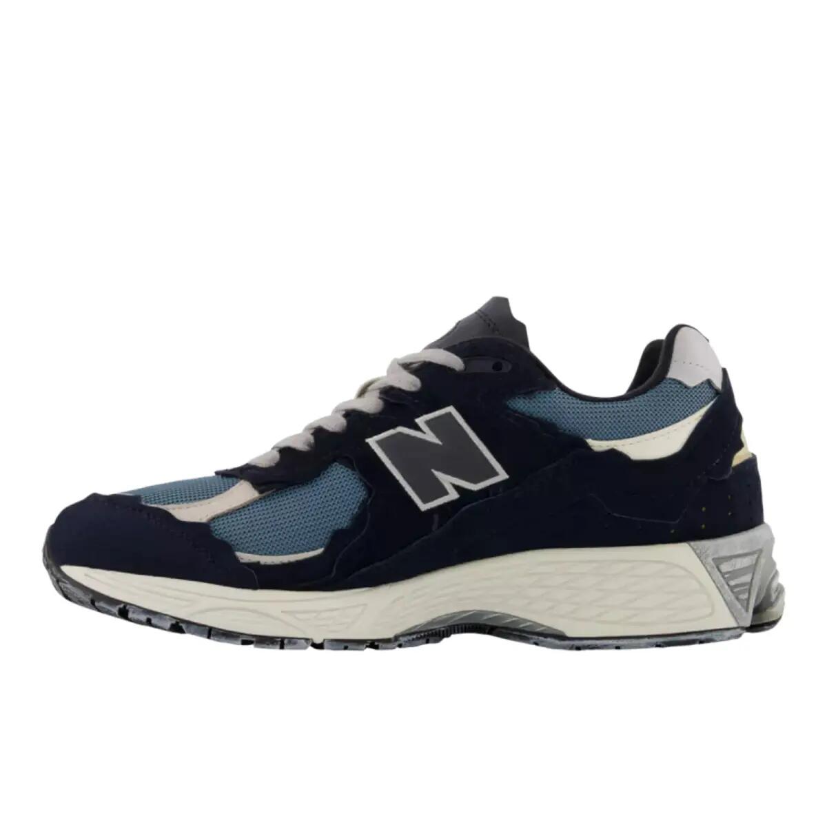 New Balance 2002R Protection Pack Dark Navy 2/6