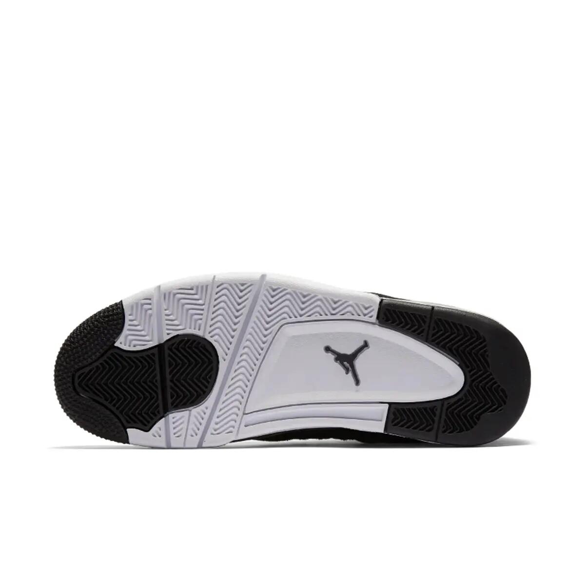 Air Jordan 4 Retro Royalty 2/6