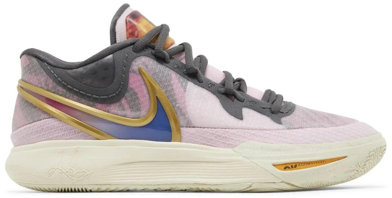 NIKE picture