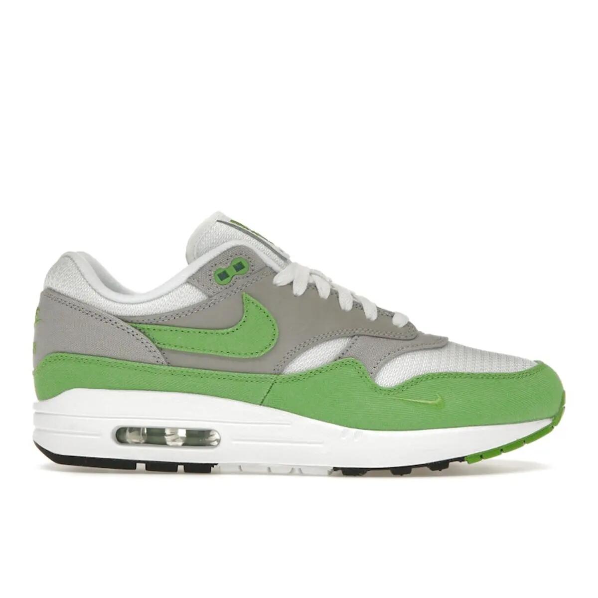 NIKE picture