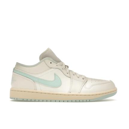 Zapatos Nike Air Jordan 1 Low Sail Igloo Blanca