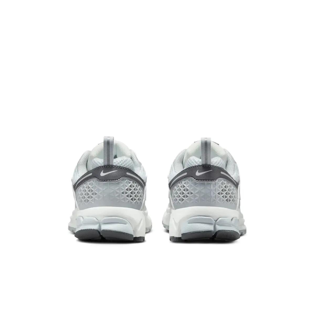 Zapatillas Nike Vomero 5 J
r para Ni

os 6/6