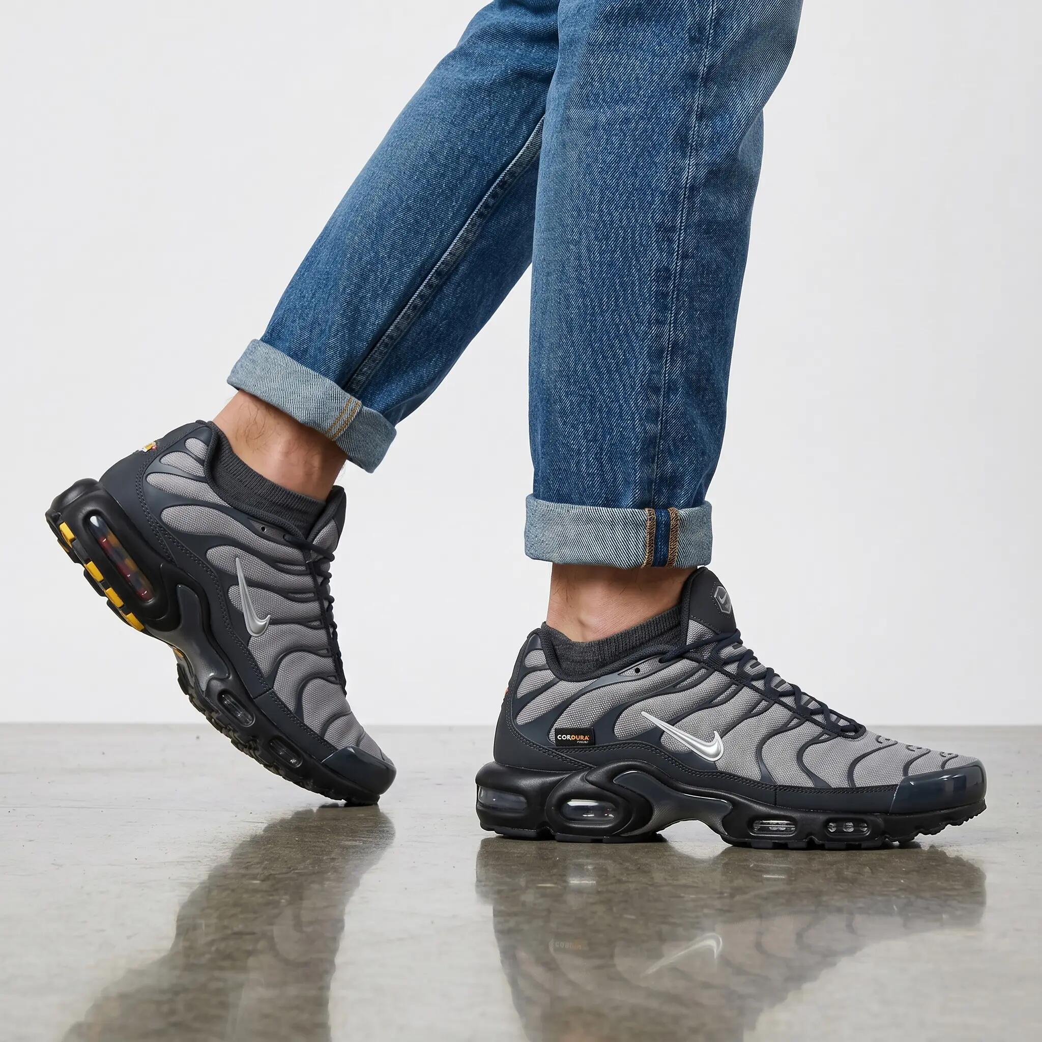 Nike Air Max Plus TN Cordura Dark Smoke Grey 5/6