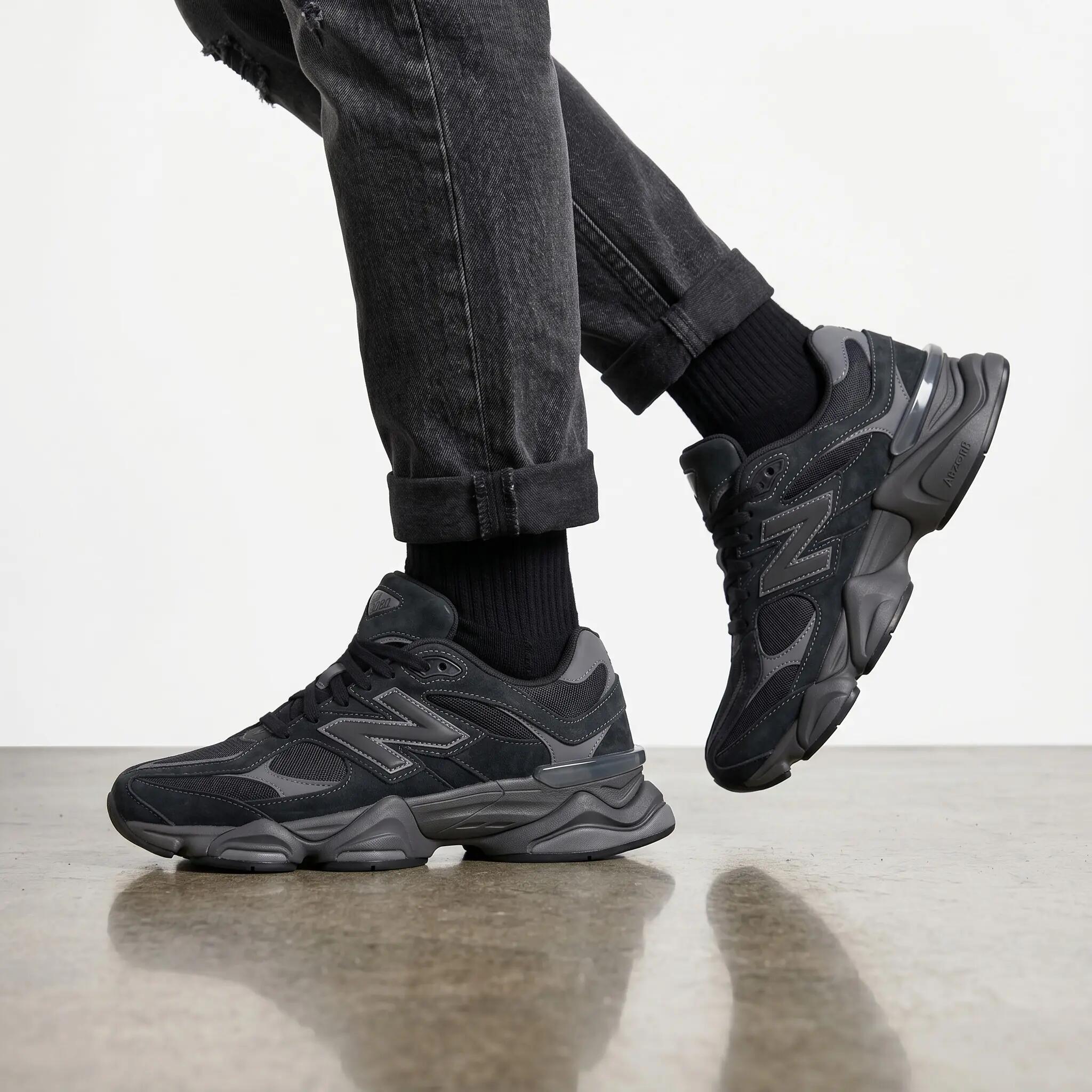 9060 Mono Black 5/6