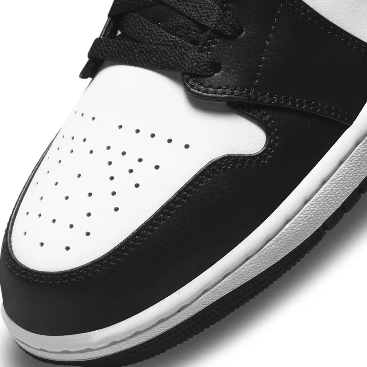Jordan 1 Mid SE Royal Black Toe 6/6