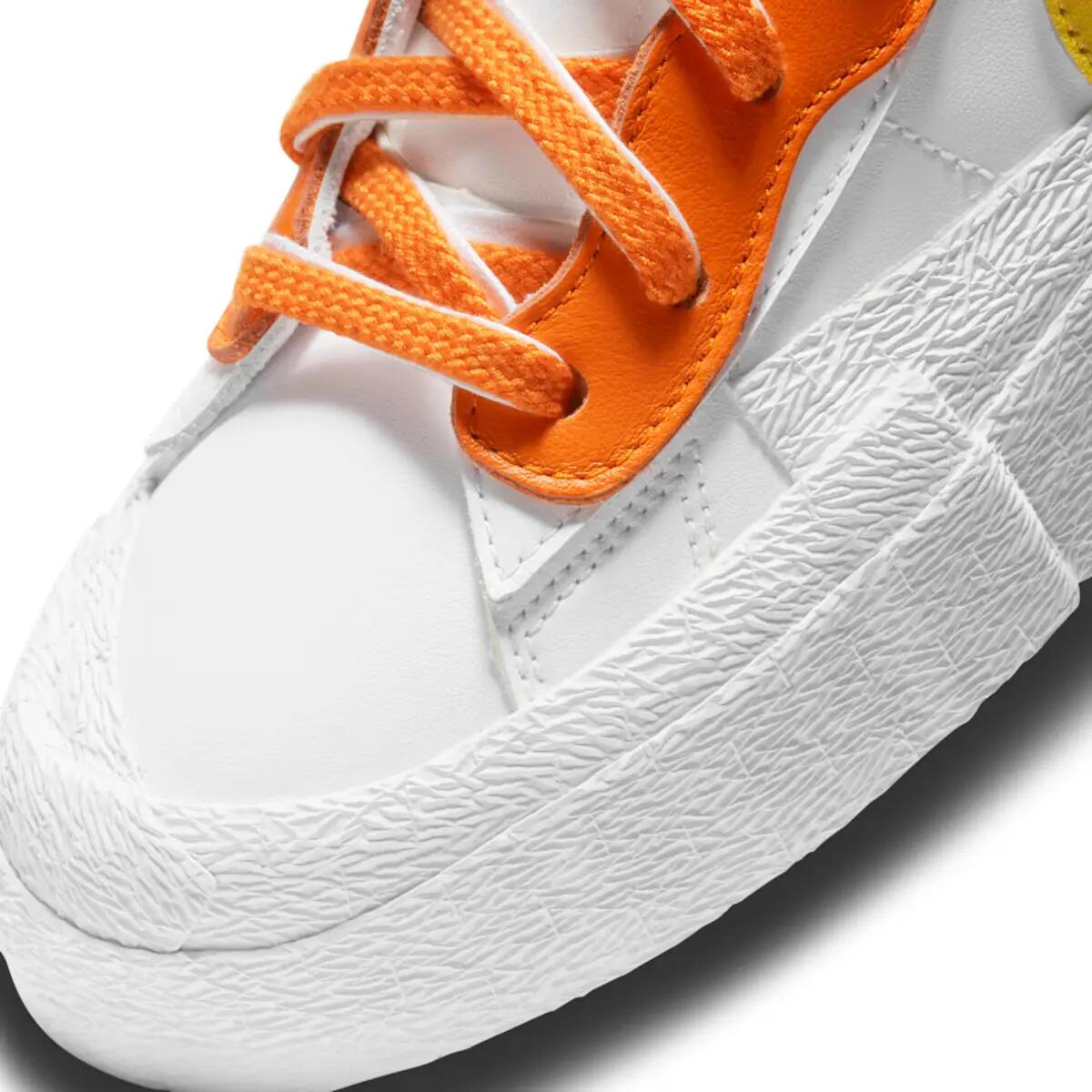 Nike Blazer Low sacai White Magma Orange 6/6