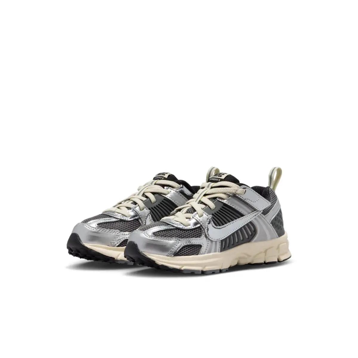 Nike Vomero 5 Iron Grey Coconut Milk Chrome (PS) 4/6