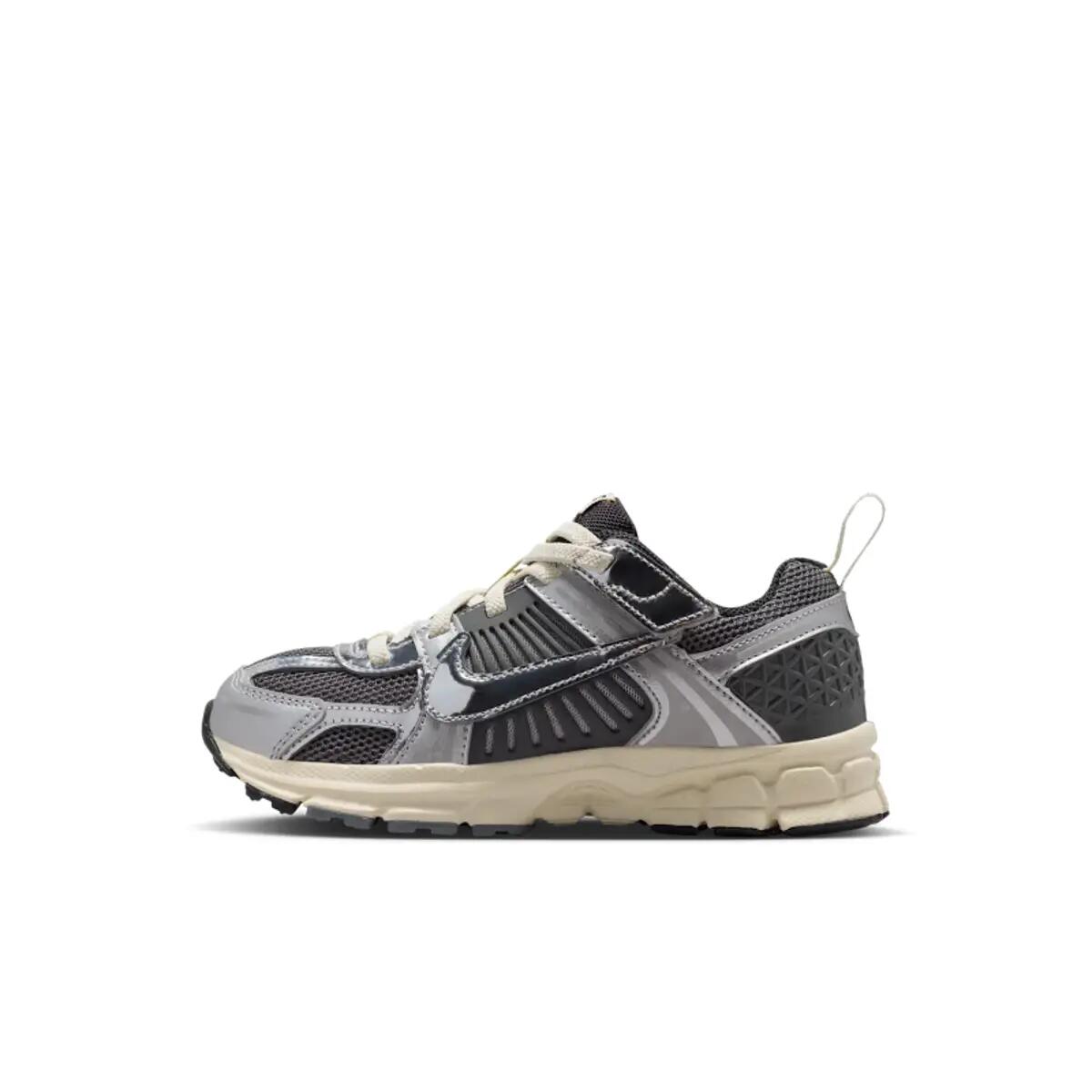 Nike Vomero 5 Iron Grey Coconut Milk Chrome (PS) 3/6