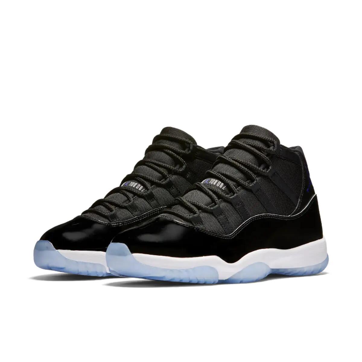 Jordan 11 Retro Space Jam (2016) 4/6
