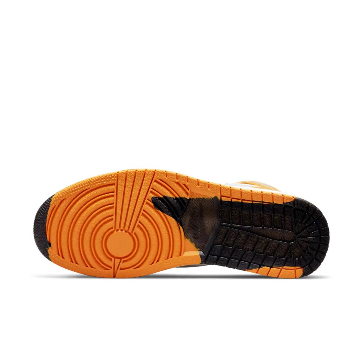 Jordan 1 Retro High Element Gore-Tex Light Curry 3/6