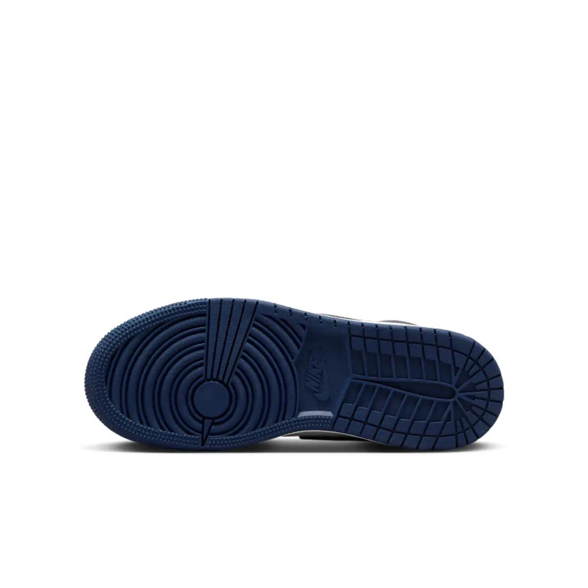 Jordan 1 Retro High OG Midnight Navy (GS) 2/6