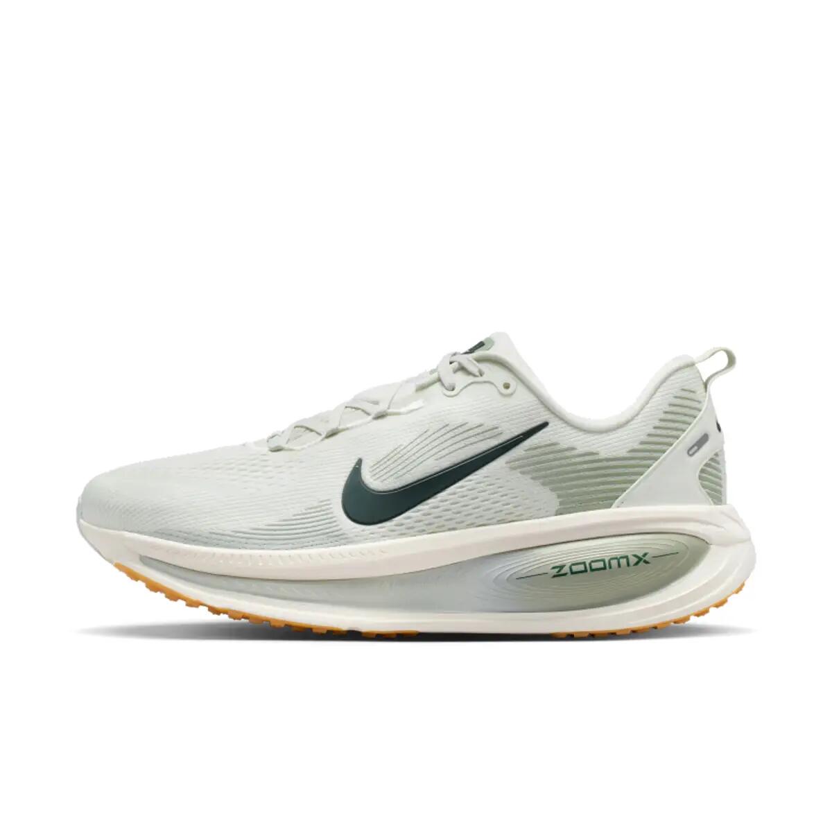 Nike Vomero 18 Spruce Aura Jade Horizon Black Spruce 3/6